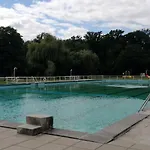 Daire Am Waldbad