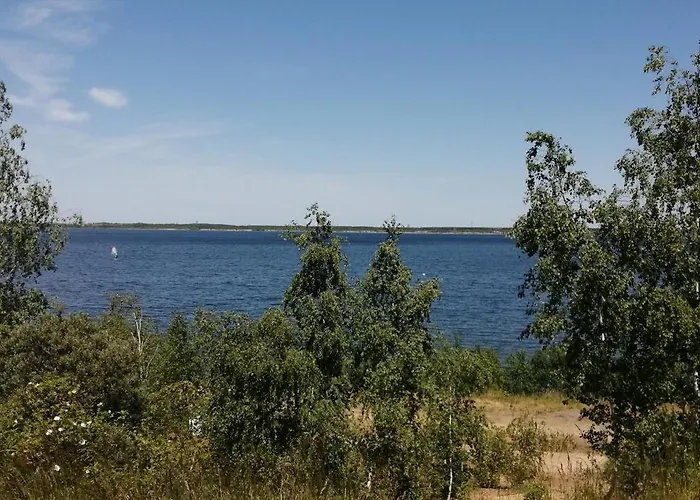 Am Waldbad * زفينكاو